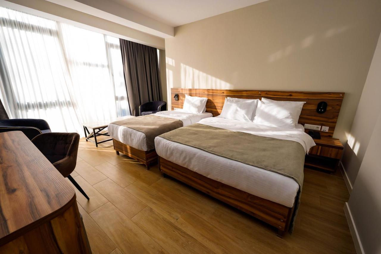 Address Boutique Hotel ティビリシ エクステリア 写真