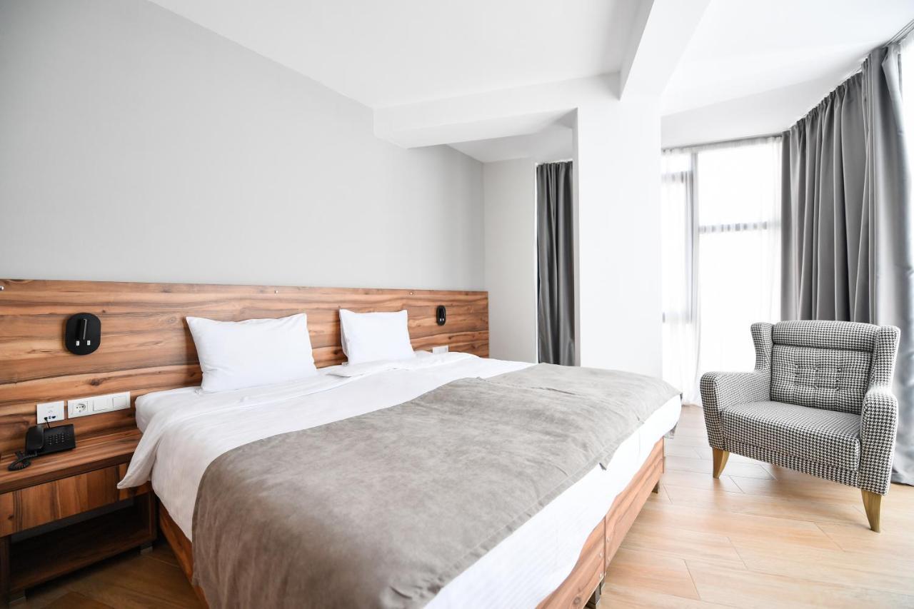 Address Boutique Hotel ティビリシ エクステリア 写真