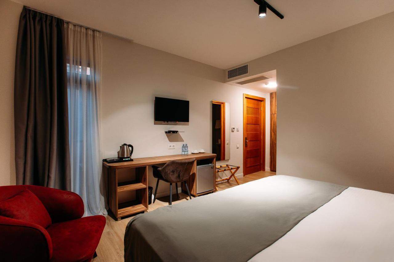 Address Boutique Hotel ティビリシ エクステリア 写真