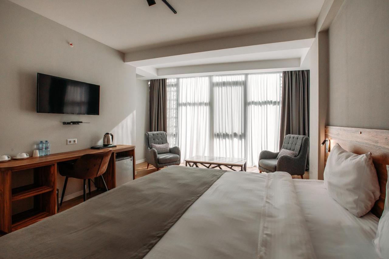 Address Boutique Hotel ティビリシ エクステリア 写真
