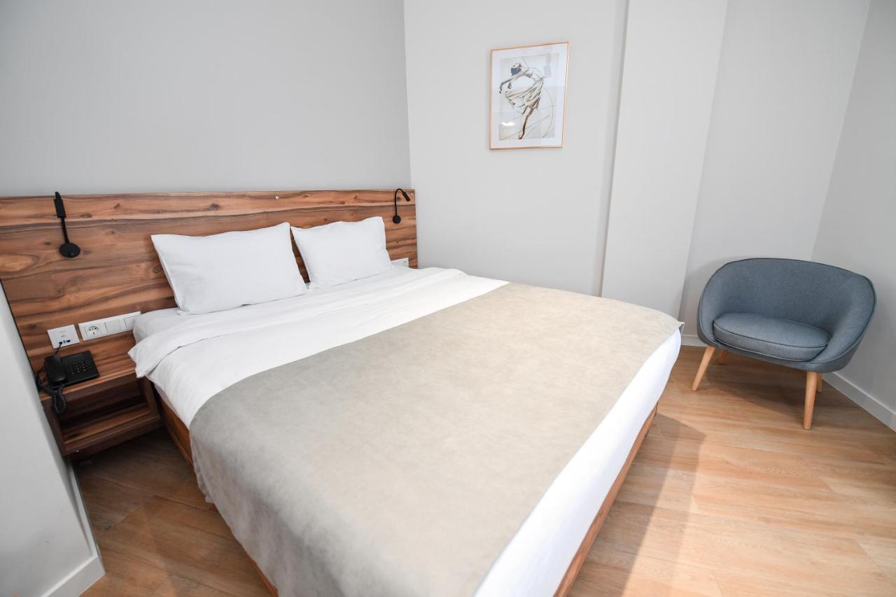 Address Boutique Hotel ティビリシ エクステリア 写真
